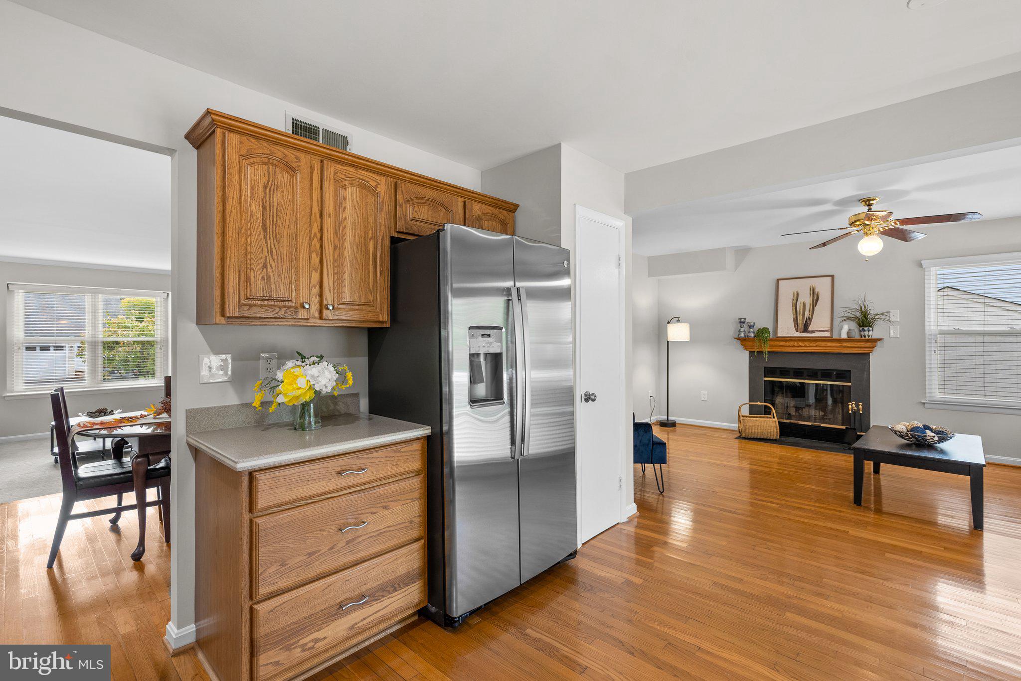 9717 Dixie Ridge Terrace Gaithersburg, MD 20882 - Photo 14 of 46 Gallery Image 14