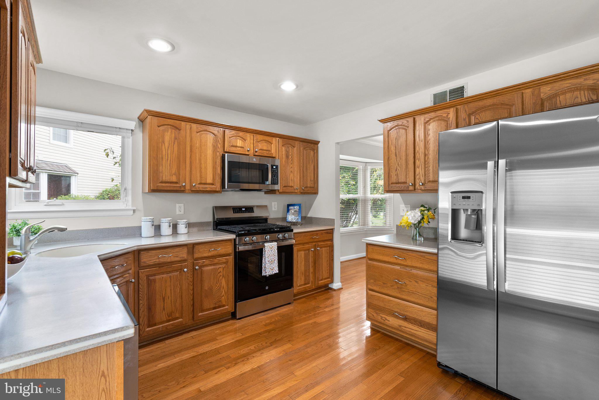 9717 Dixie Ridge Terrace Gaithersburg, MD 20882 - Photo 15 of 46 Gallery Image 15