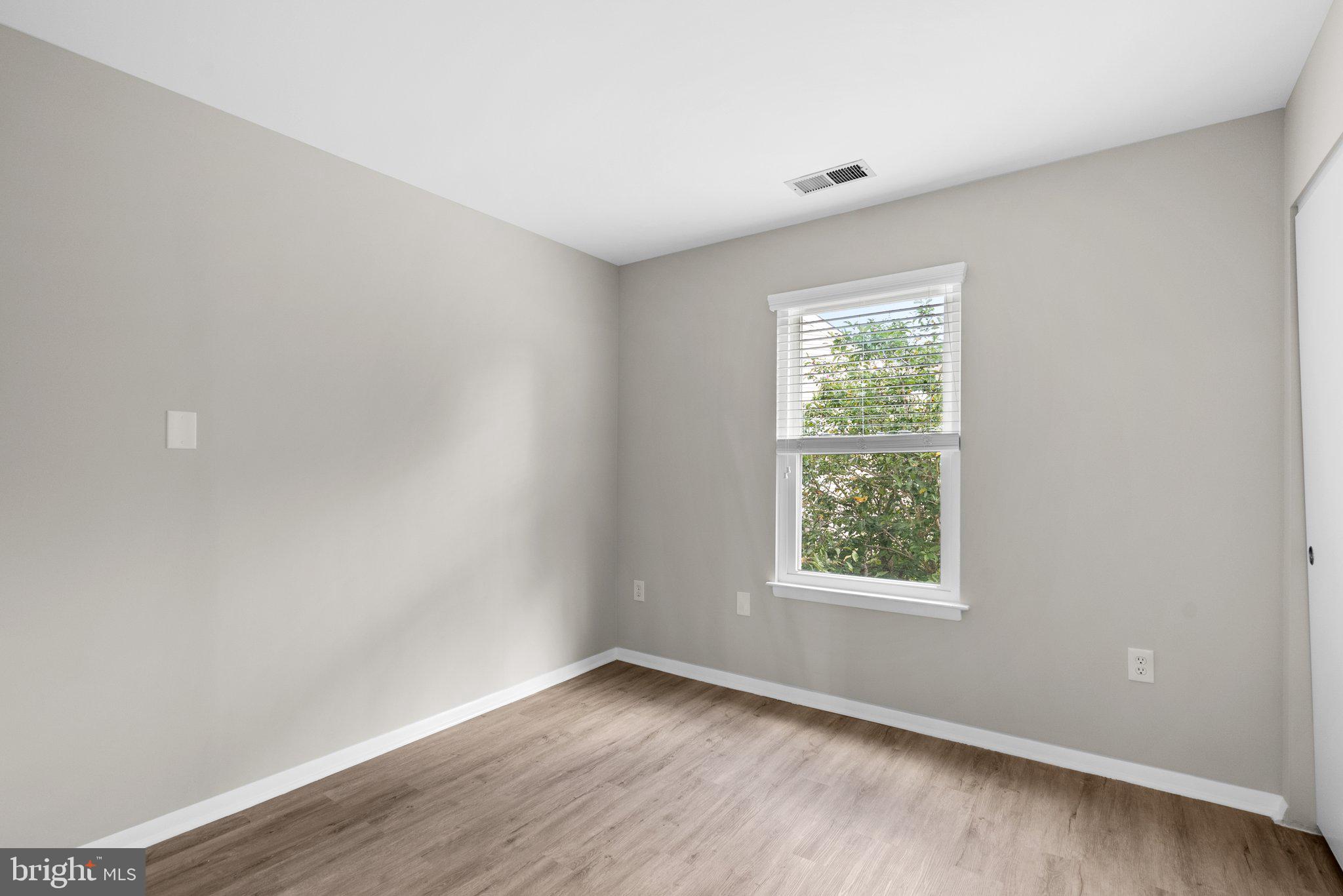 9717 Dixie Ridge Terrace Gaithersburg, MD 20882 - Photo 27 of 46 Gallery Image 27