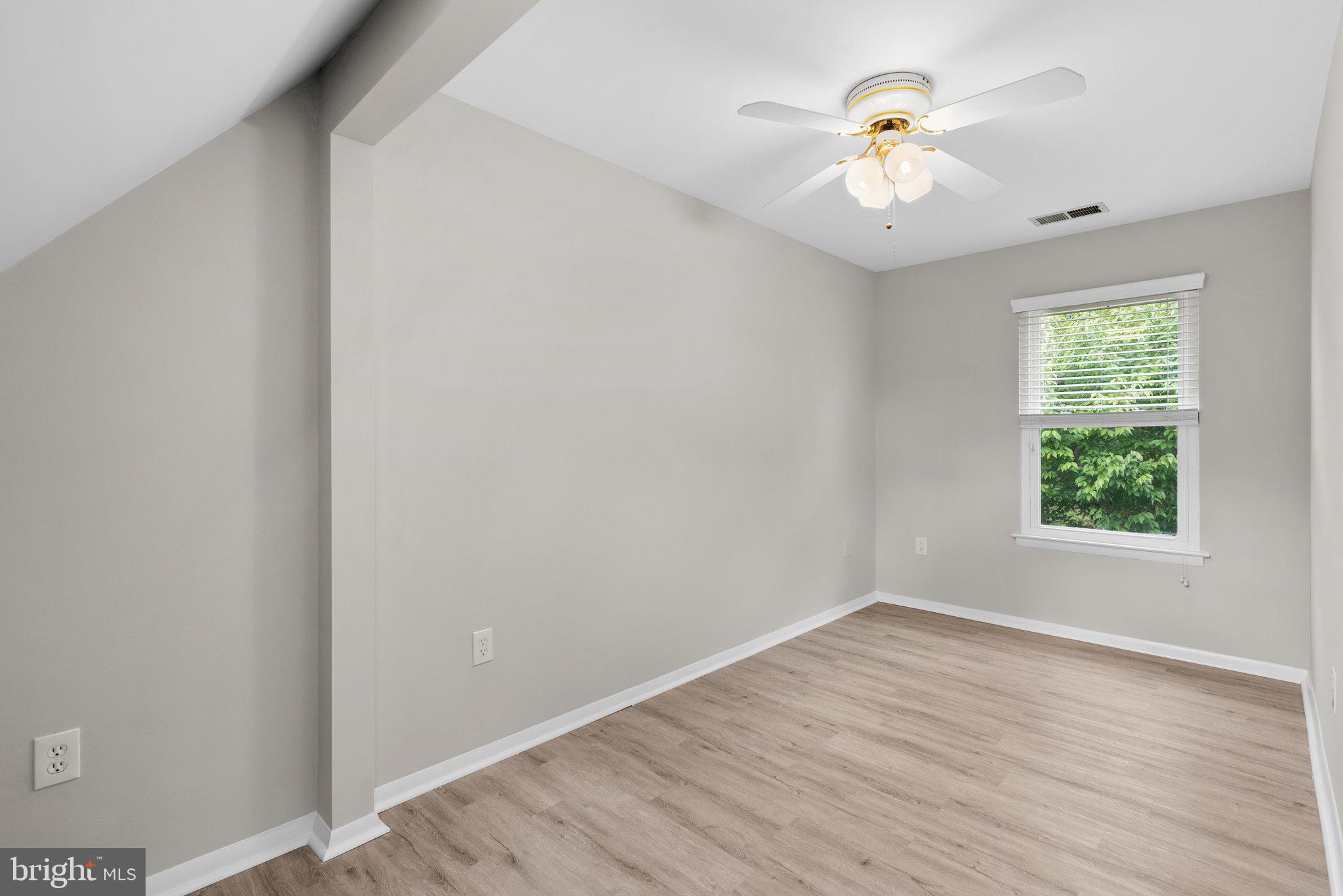 9717 Dixie Ridge Terrace Gaithersburg, MD 20882 - Photo 31 of 46 Gallery Image 31
