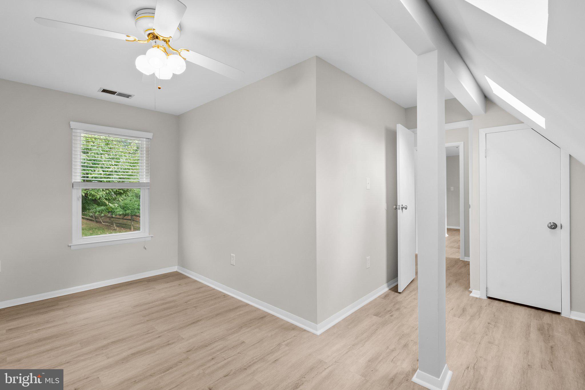 9717 Dixie Ridge Terrace Gaithersburg, MD 20882 - Photo 32 of 46 Gallery Image 32