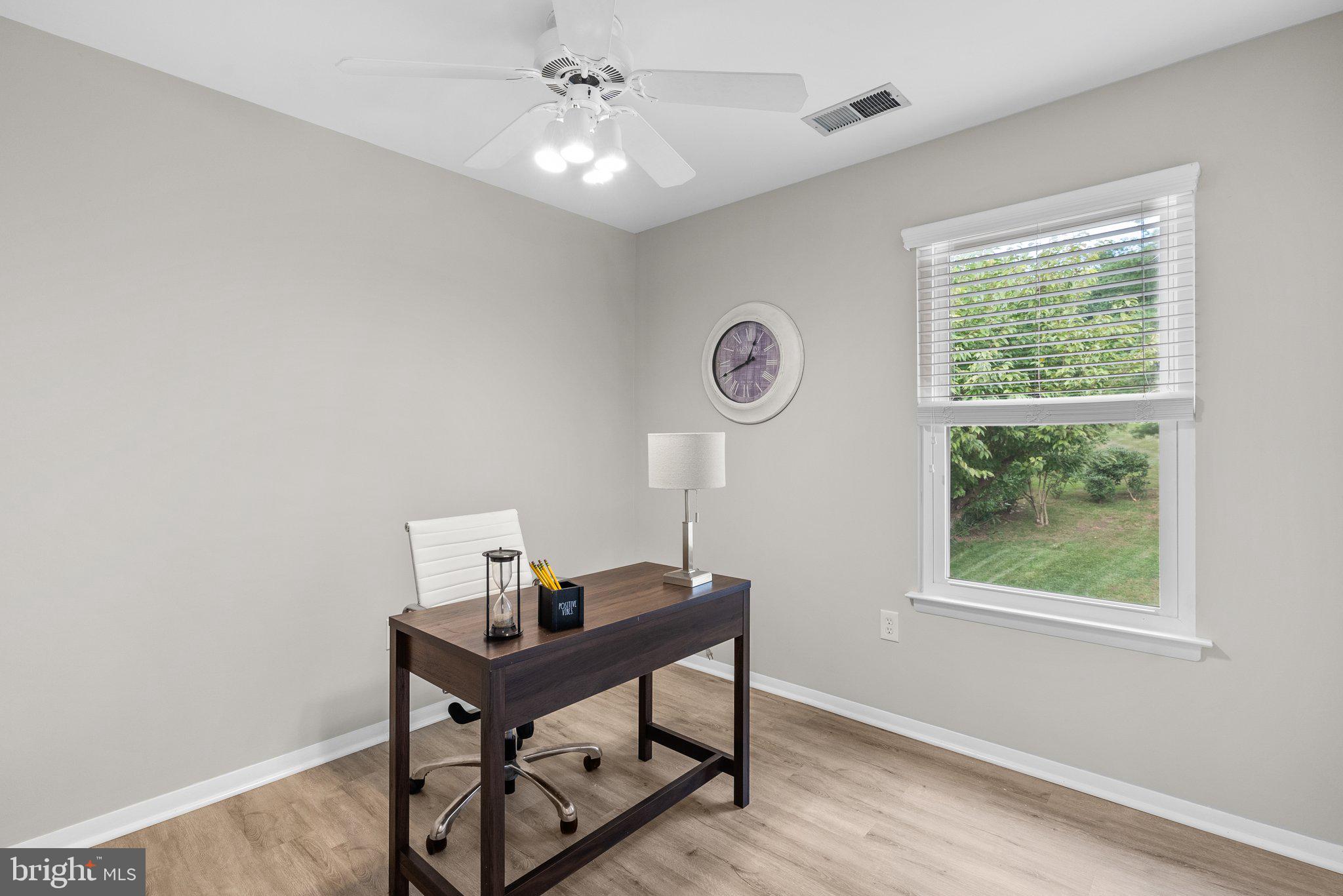 9717 Dixie Ridge Terrace Gaithersburg, MD 20882 - Photo 33 of 46 Gallery Image 33