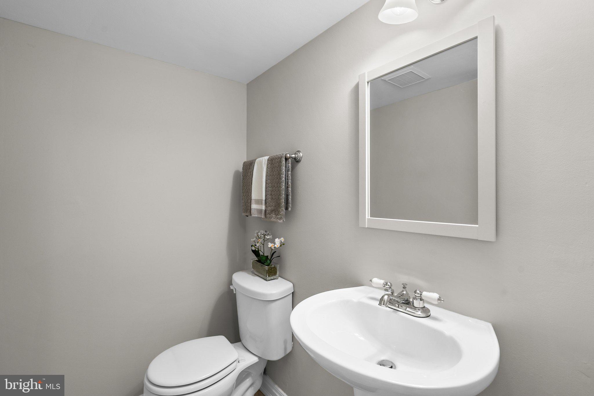 9717 Dixie Ridge Terrace Gaithersburg, MD 20882 - Photo 39 of 46 Gallery Image 39