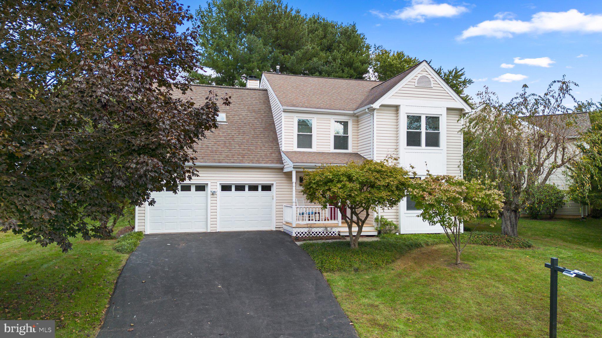 9717 Dixie Ridge Terrace Gaithersburg, MD 20882 - Photo 4 of 46 Gallery Image 4