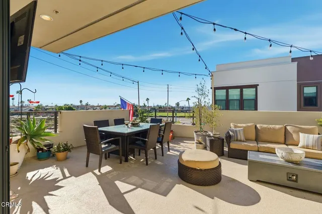 $1,150,000 | 1095 Canal Street, Oxnard, CA 93035