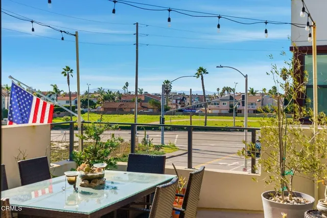 $1,150,000 | 1095 Canal Street, Oxnard, CA 93035