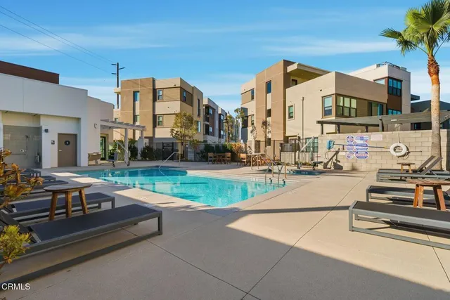 $1,150,000 | 1095 Canal Street, Oxnard, CA 93035