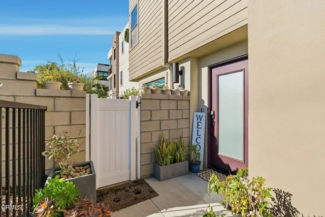 $1,150,000 | 1095 Canal Street, Oxnard, CA 93035