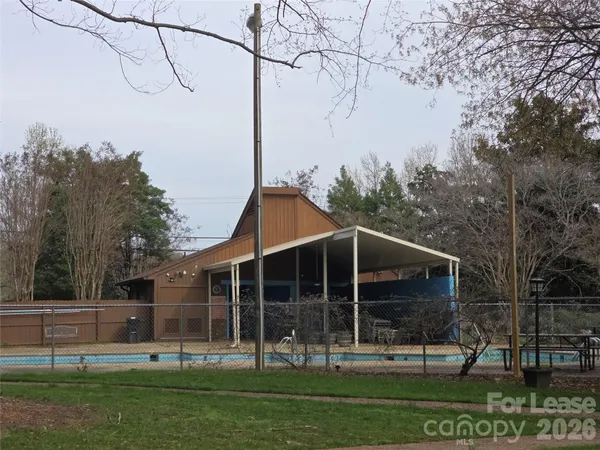 $1,499 | 7325 Winery Lane, Charlotte, NC 28227