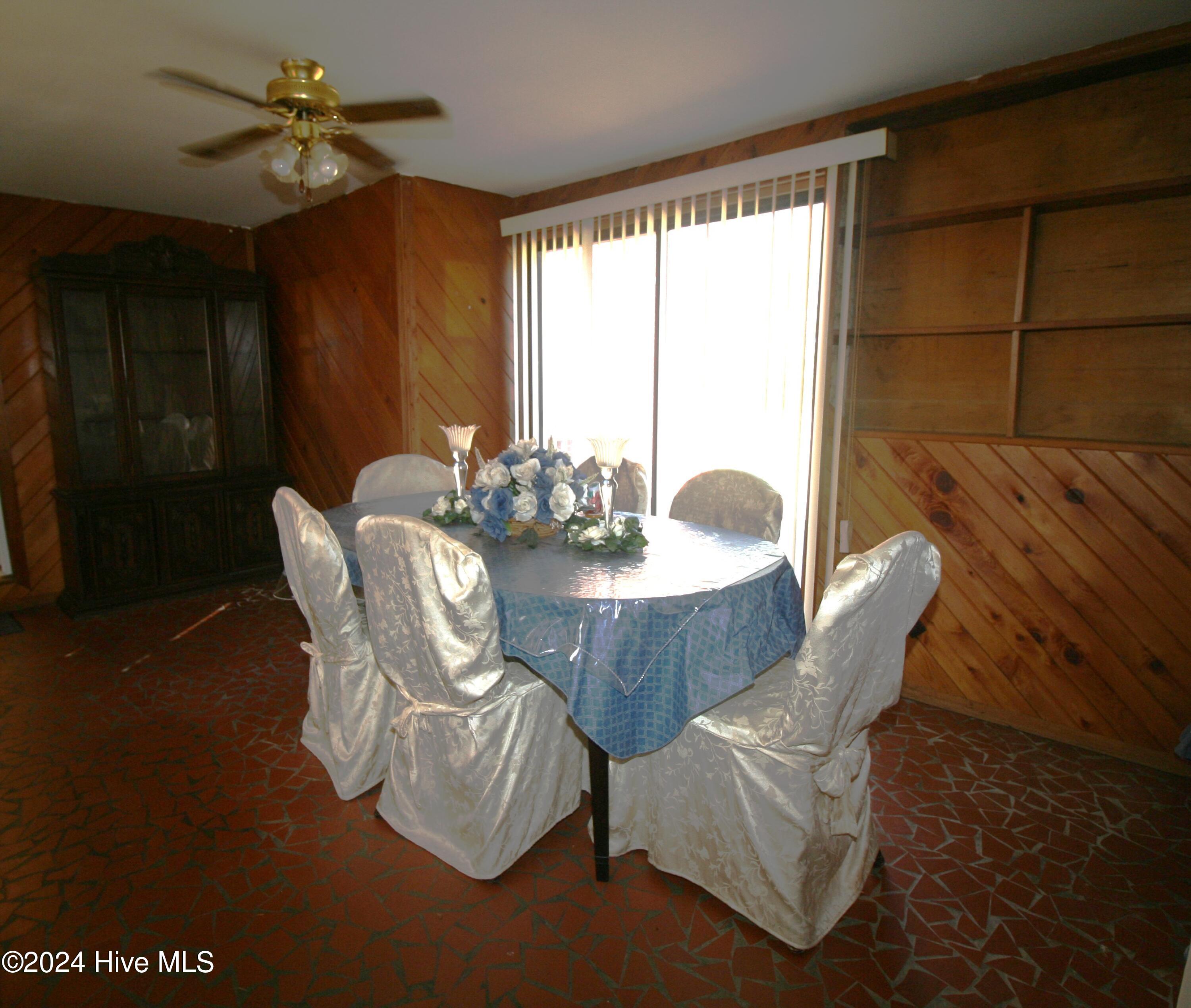 722 Folly Road Plymouth, NC 27962 - Photo 9 of 29 Dining Room