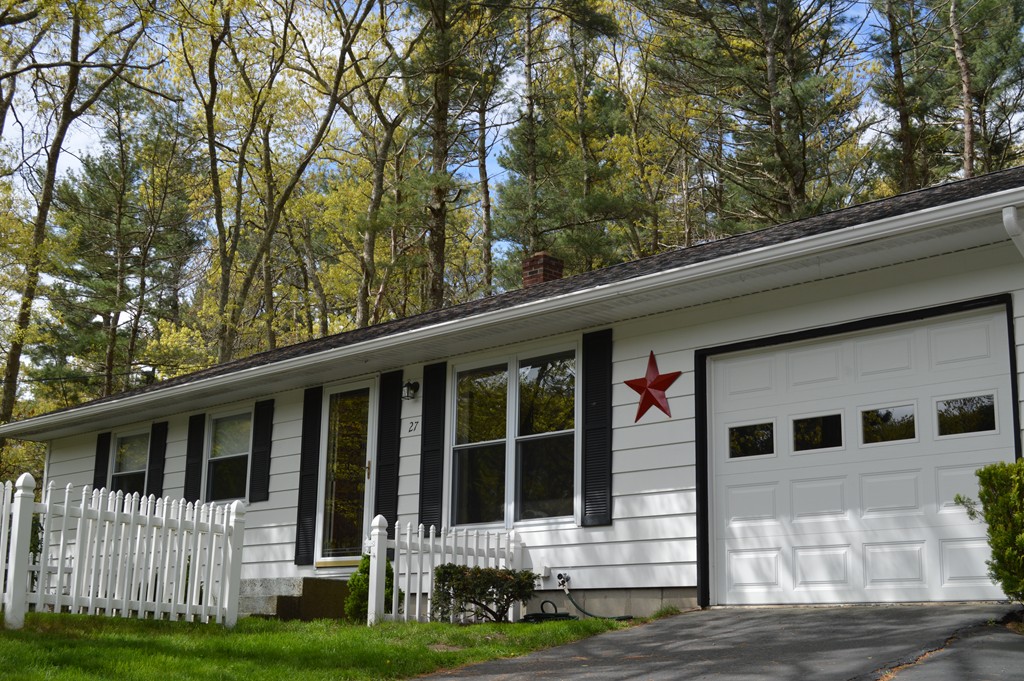 27 Helena Road Marshfield, MA 02050 - Photo 3 of 22 Gallery Image 3