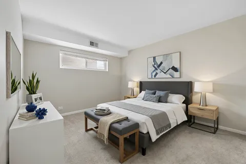 $225,000 | 7320 Lake Street, Unit 1A, River Forest, IL 60305