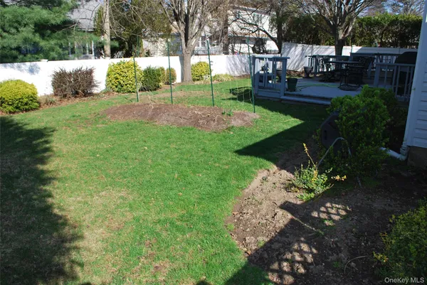 $1,100,000 | 66 Laurel Drive, Massapequa Park, NY 11762