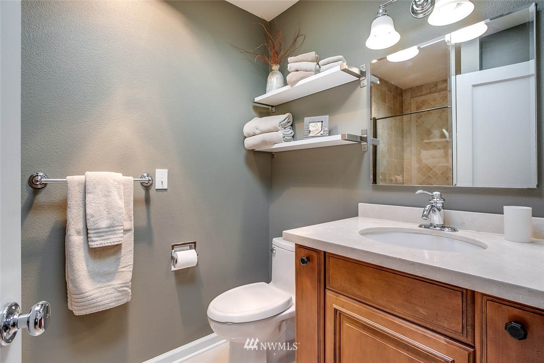 910 North 28th Place Renton, WA 98056 - Photo 15 of 25