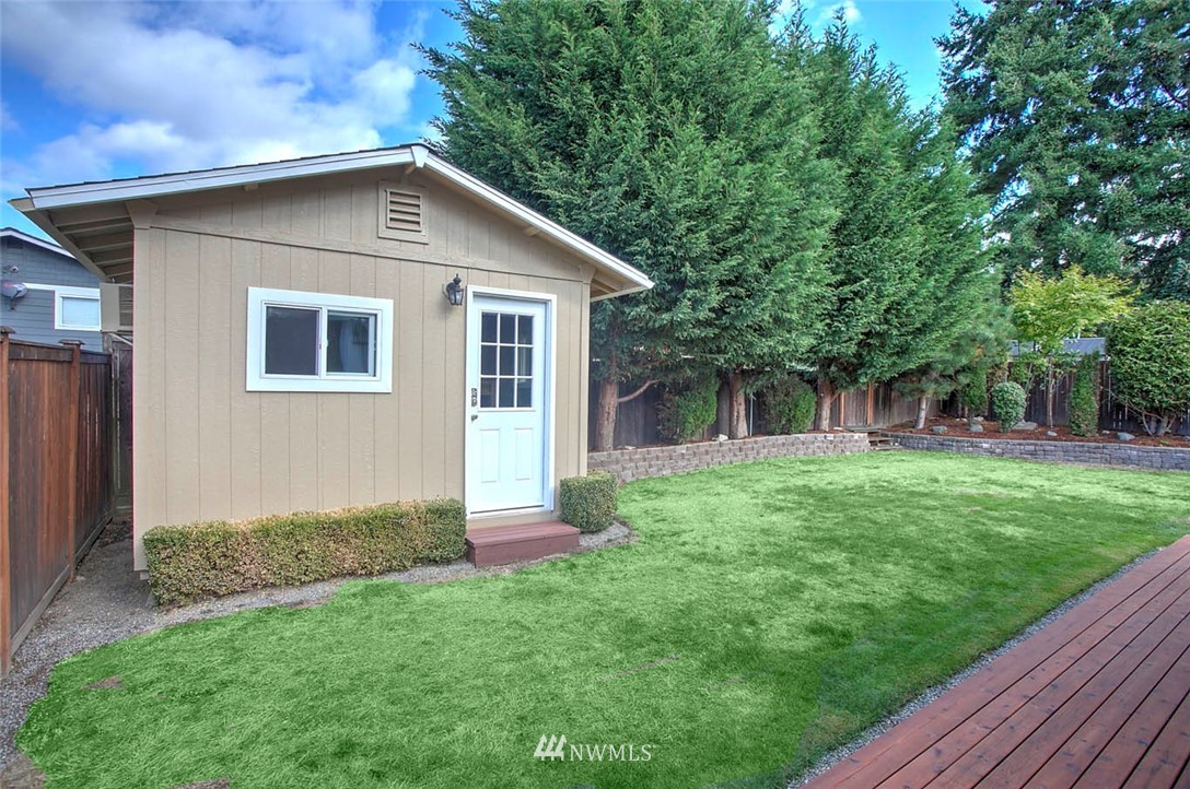 910 North 28th Place Renton, WA 98056 - Photo 22 of 25