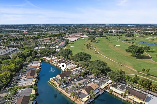 $3,600 | 15518 Braemar Court, Miami Lakes, FL 33014