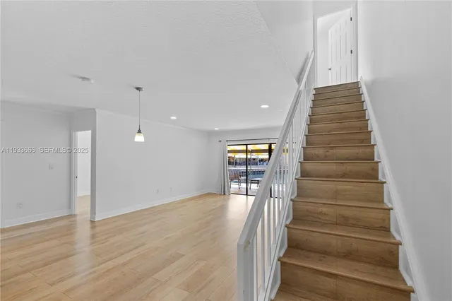 $3,600 | 15518 Braemar Court, Miami Lakes, FL 33014