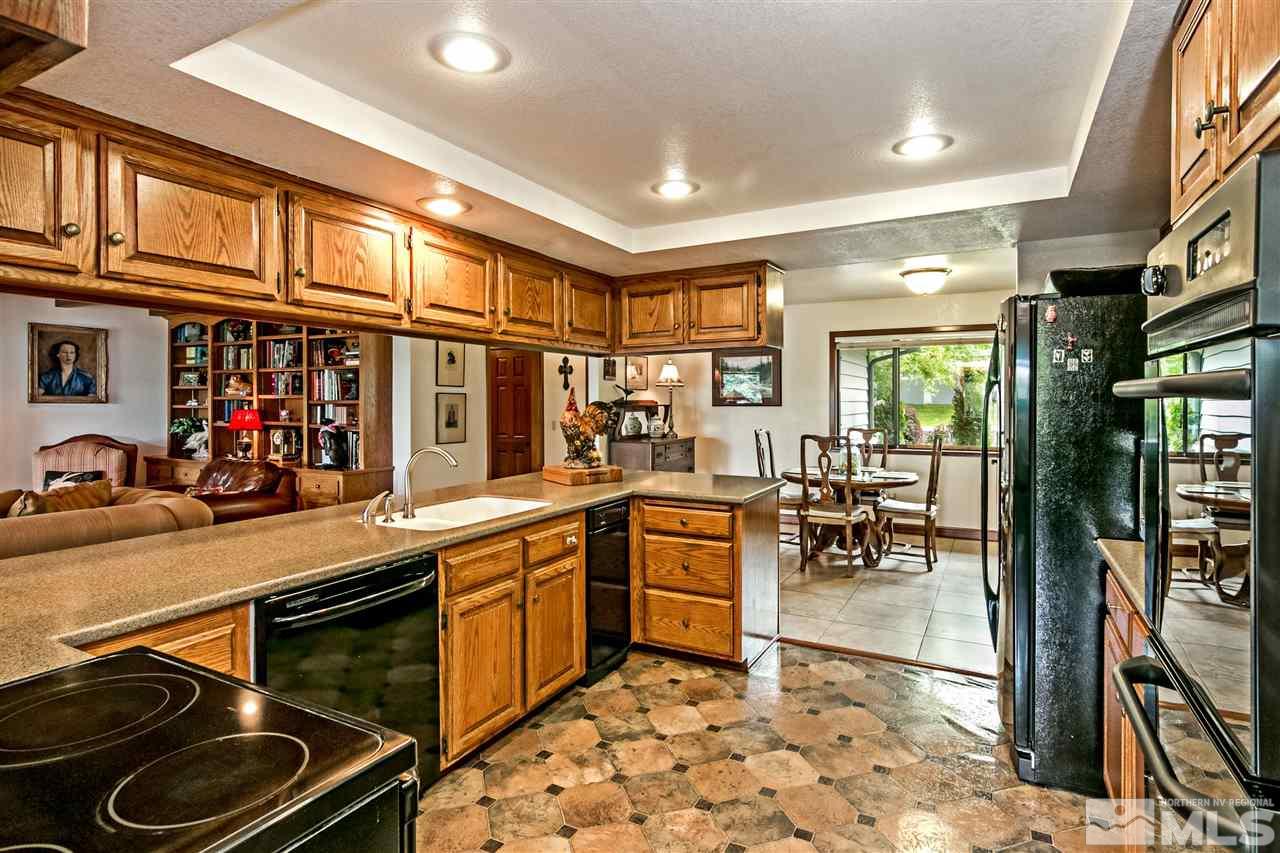 2275 Pennswood Way Reno, NV 89509 - Photo 8 of 33 a kitchen with lots of counter top space