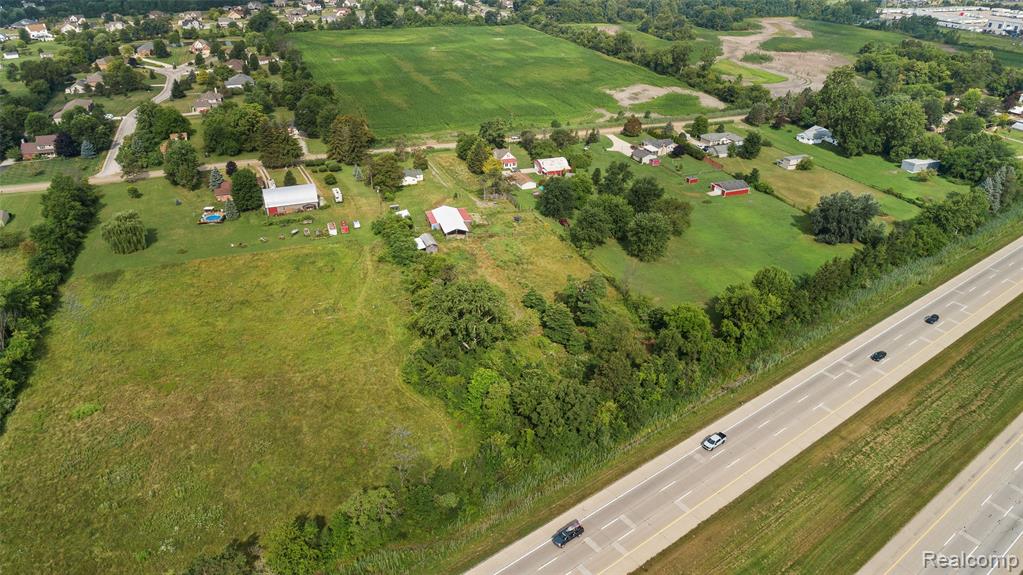 25245 Bell Road New Boston, MI 48164 - Photo 25 of 42 Gallery Image 25