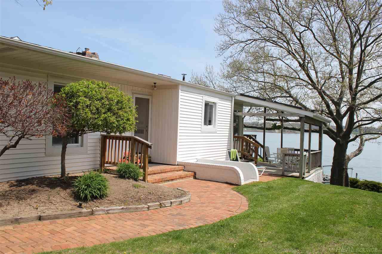 1283 River Road St. Clair, MI 48079 - Photo 90 of 94 31347827-91.JPG