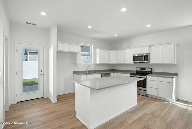 $547,900 | 3333 North Corvus Street, Post Falls, ID 83854