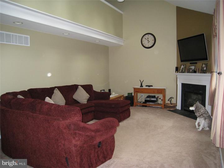 620 Elk Road Monroeville, NJ 08343 - Photo 16 of 23 Family Room