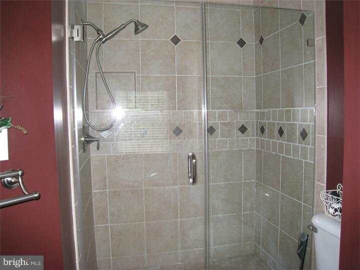 620 Elk Road Monroeville, NJ 08343 - Photo 21 of 23 Master Bathroom