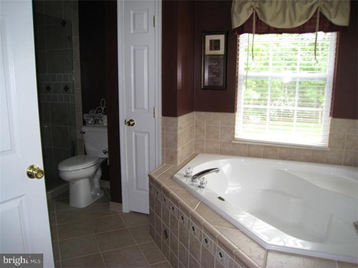 620 Elk Road Monroeville, NJ 08343 - Photo 22 of 23 Master Bathroom
