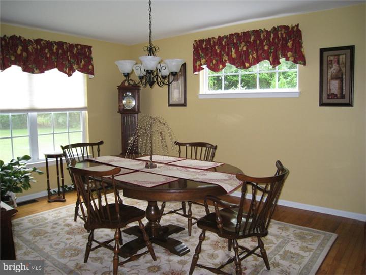 620 Elk Road Monroeville, NJ 08343 - Photo 8 of 23 Dining Room