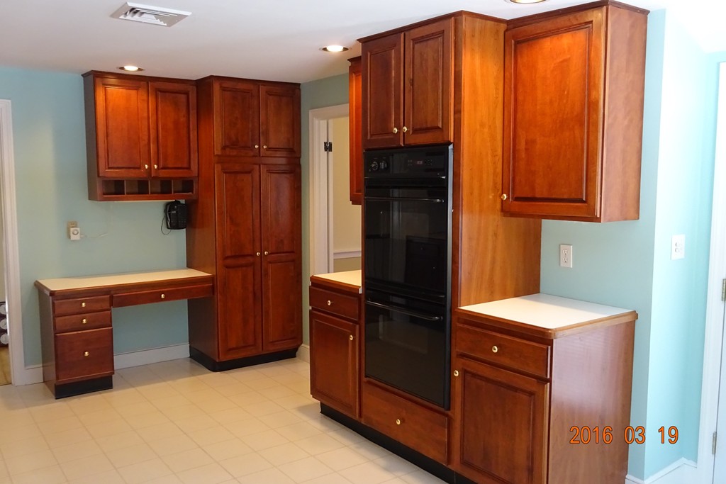 4 Belknap Road Medfield, MA 02052 - Photo 9 of 30 Gallery Image 9