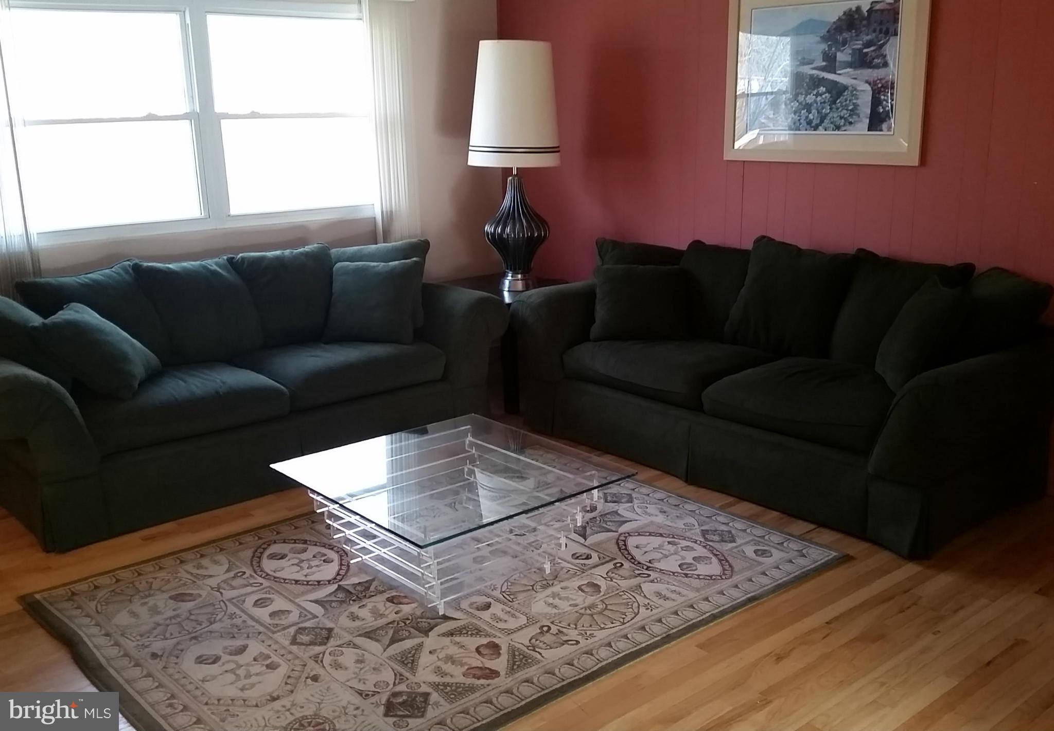 105 Chargeur Road Reisterstown, MD 21136 - Photo 8 of 28 Living Room