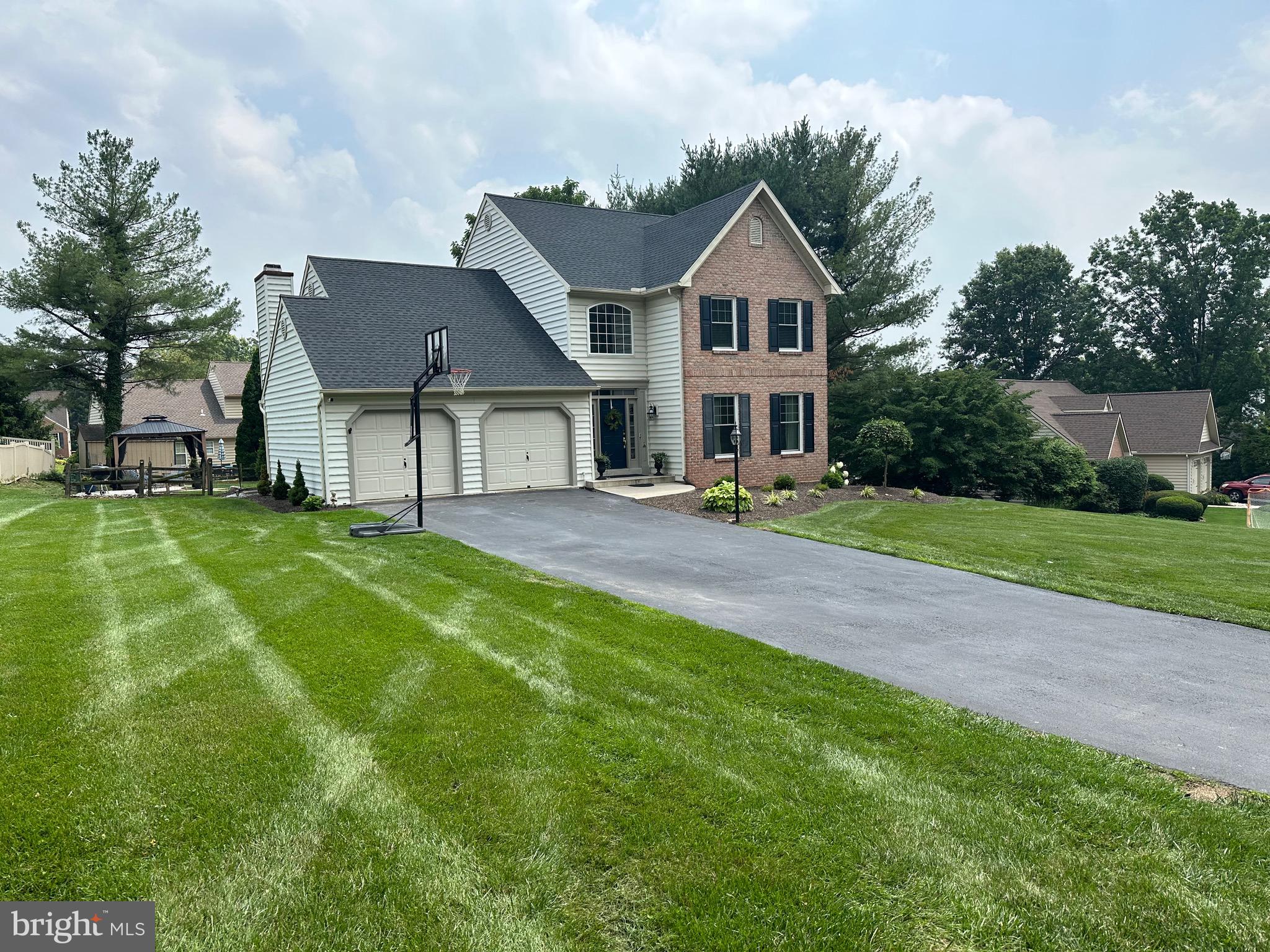 115 Crestview Drive Kennett Square, PA 19348 - Photo 2 of 38 Front Exterior