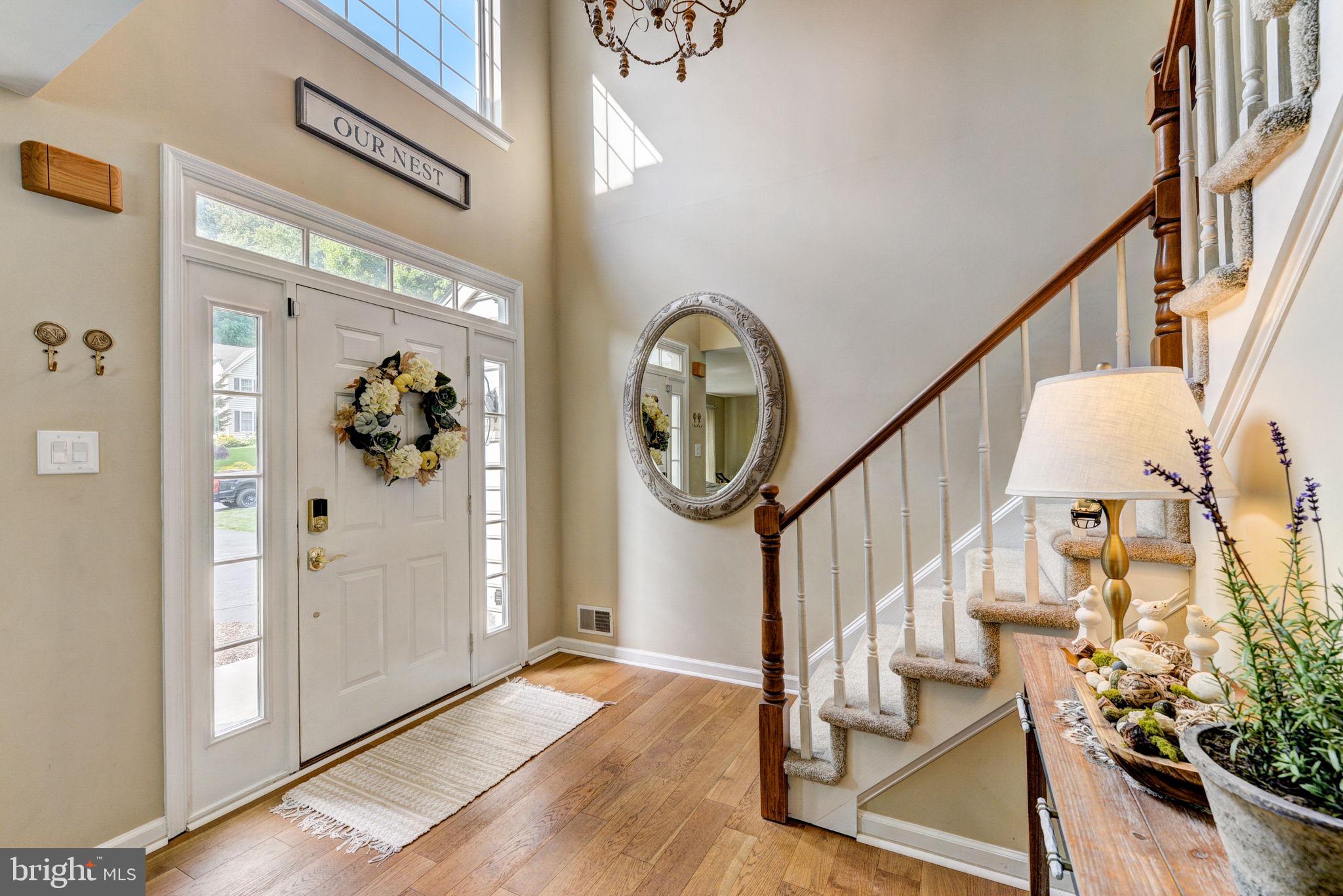 115 Crestview Drive Kennett Square, PA 19348 - Photo 4 of 38 Foyer