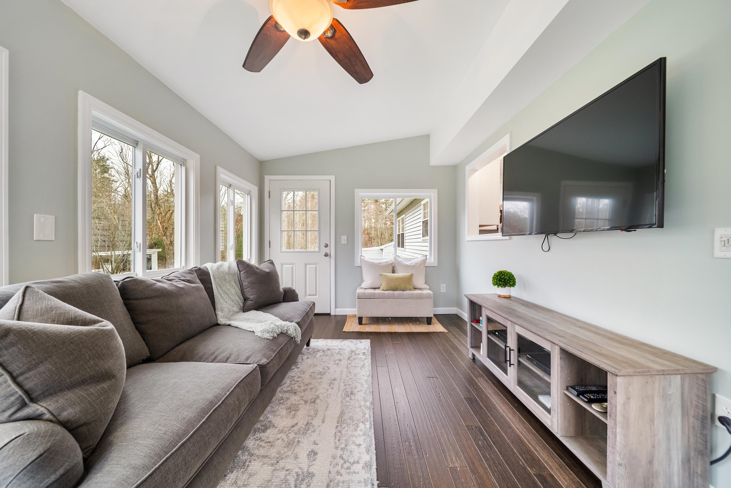 14 Silver Doe Lane Merrimack, NH 03054 - Photo 11 of 52