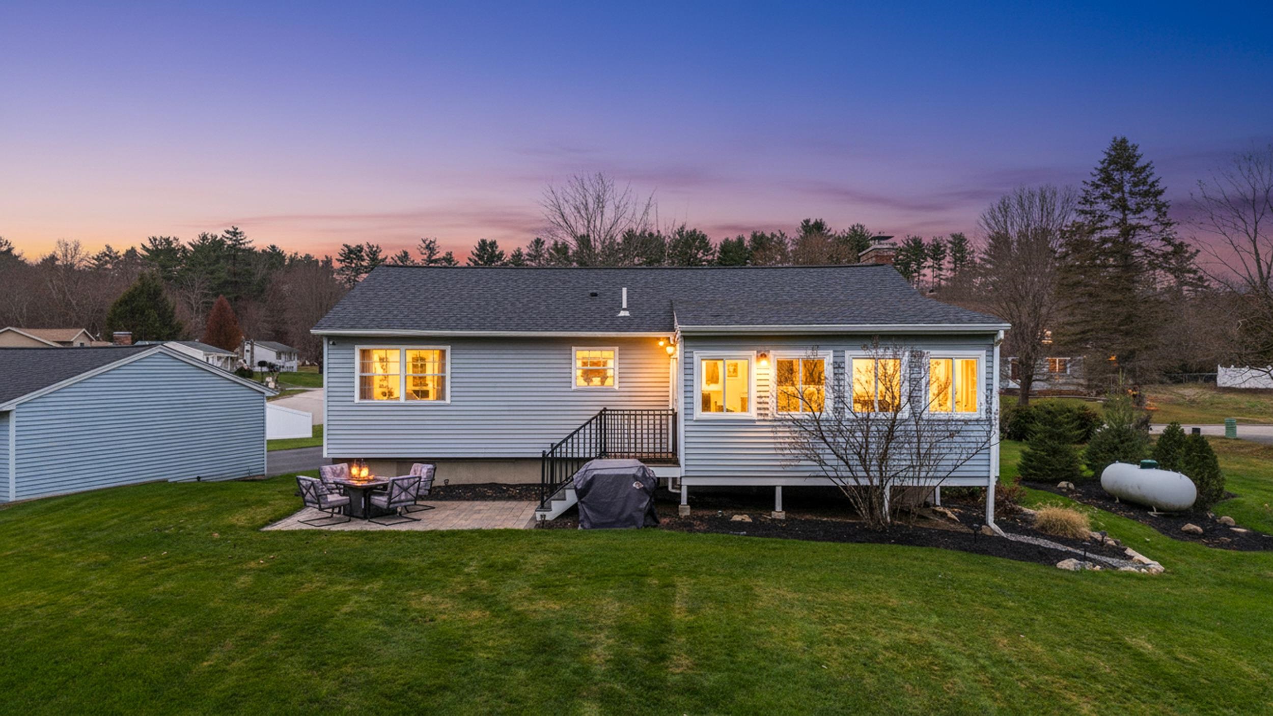 14 Silver Doe Lane Merrimack, NH 03054 - Photo 2 of 52