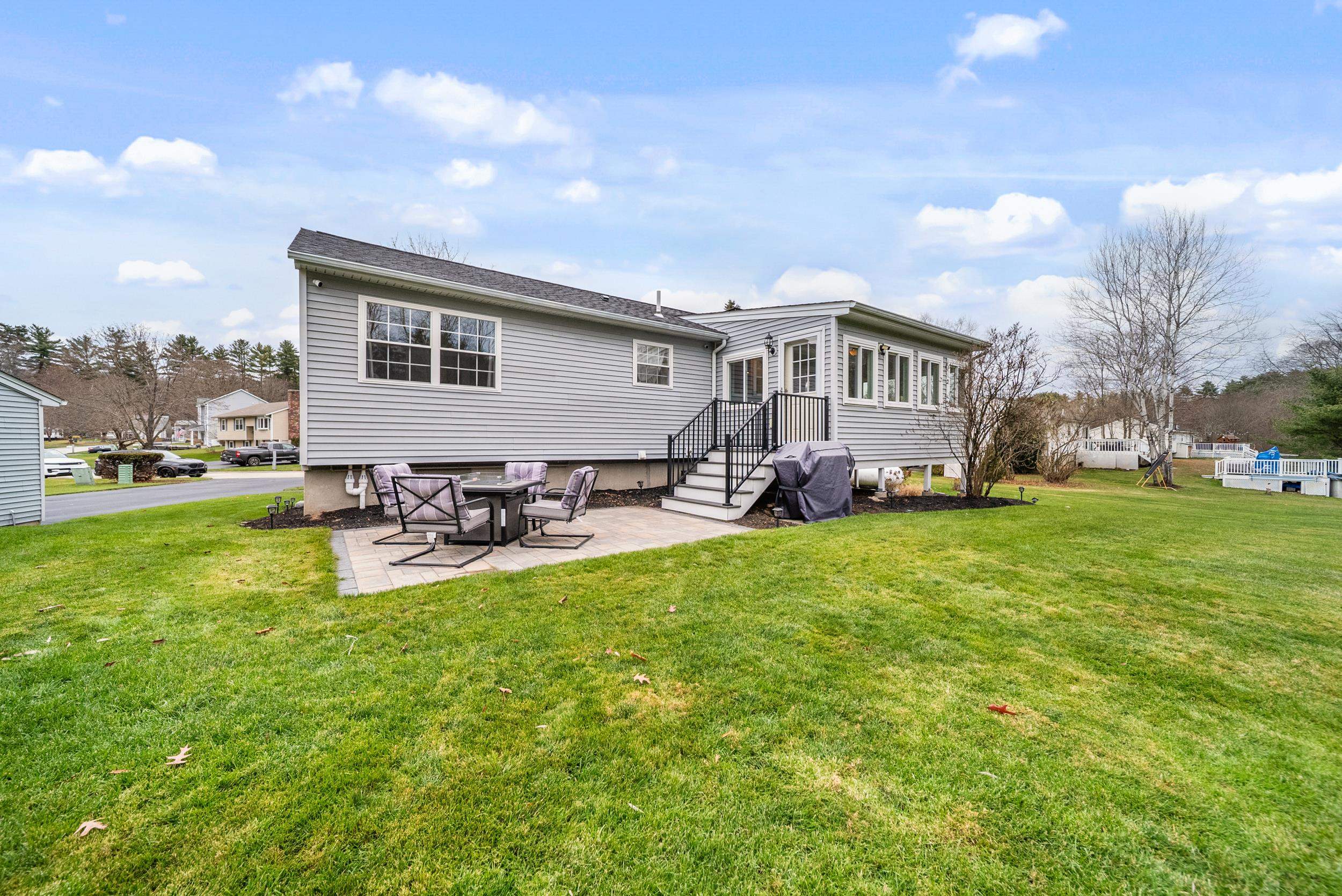 14 Silver Doe Lane Merrimack, NH 03054 - Photo 37 of 52