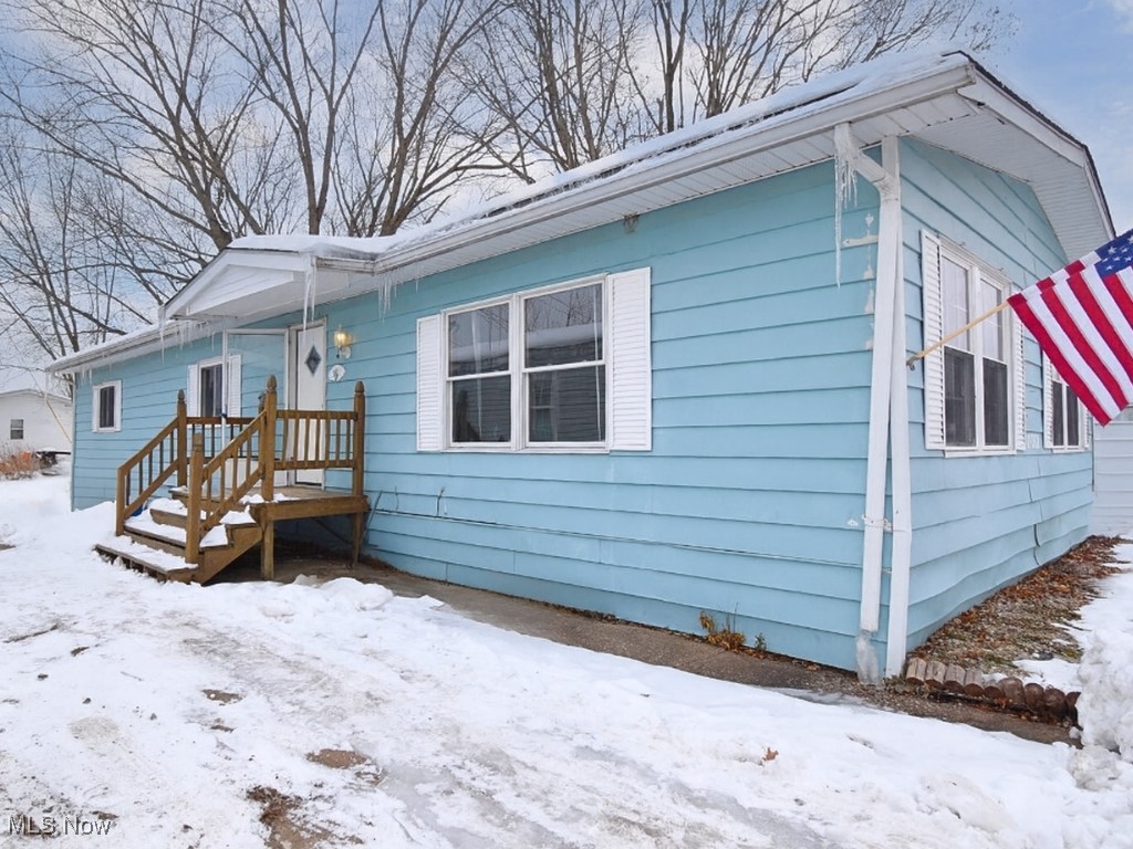 11062 Leader Road Chardon, OH 44024 - Photo 1 of 1 Snow covered property