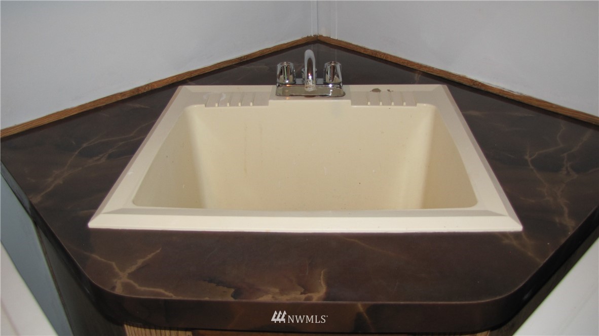 781 Southwest Lider Road Port Orchard, WA 98367 - Photo 16 of 20 Gallery Image 16
