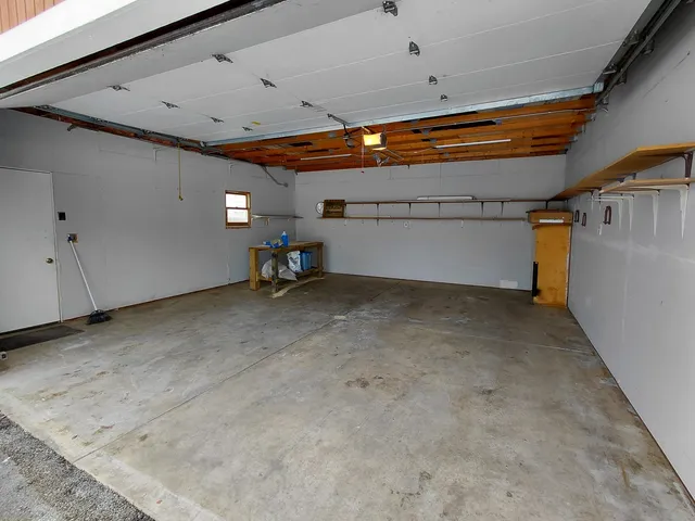 $239,998 | 2231 West Cheyenne Road, Waukegan, IL 60087