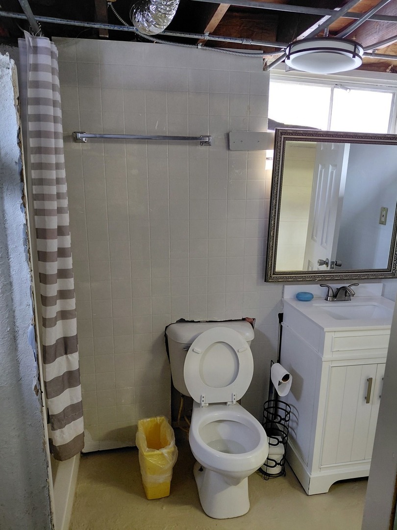 2231 West Cheyenne Road Waukegan, IL 60087 - Photo 10 of 21