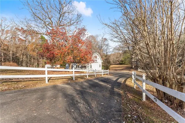 $499,900 | 387 Smoke Rise Drive, Sautee Nacoochee, GA 30571