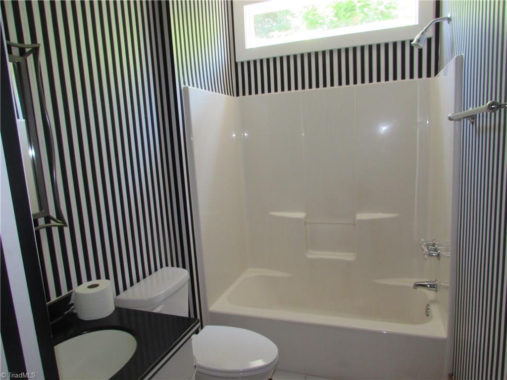 317 Woodcliff Road Raleigh, NC 27609 - Photo 26 of 30 Gallery Image 26