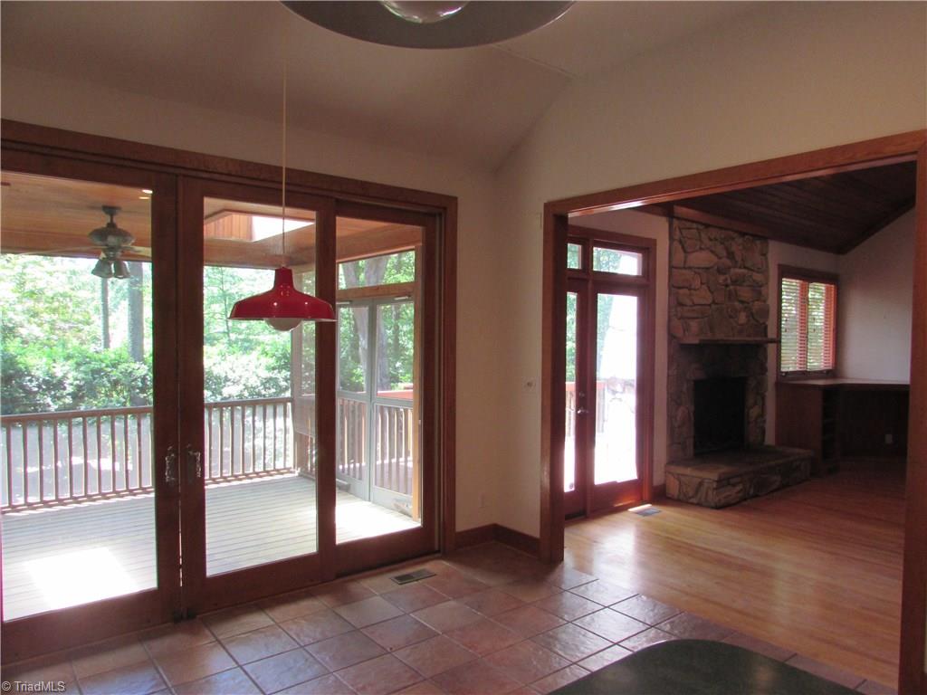 317 Woodcliff Road Raleigh, NC 27609 - Photo 7 of 30 Gallery Image 7