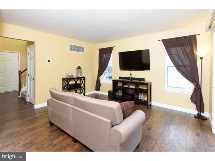 56 Cynthia Road Coatesville, PA 19320 - Photo 9 of 25 Great Room