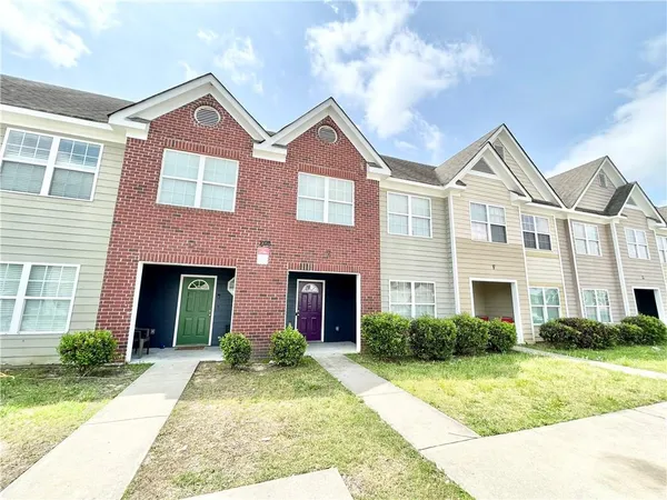 $195,000 | 1026 Wheel House Lane, Unit H, Monroe, GA 30655