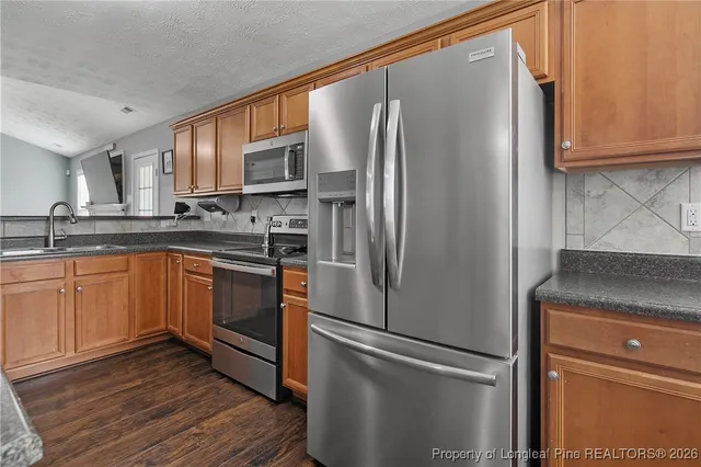 $308,000 | 5227 Goshawk Drive, Hope Mills, NC 28348