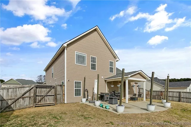 $308,000 | 5227 Goshawk Drive, Hope Mills, NC 28348