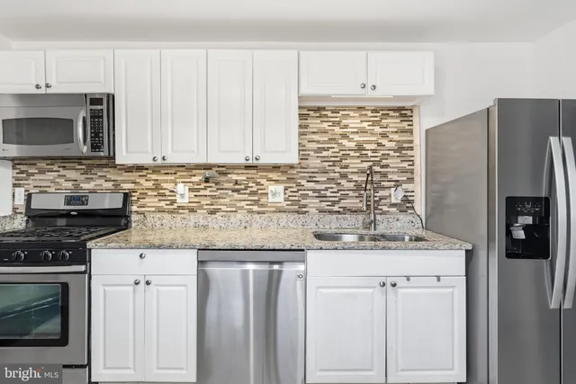 $3,600 | 4016 Hirst Drive, Annandale, VA 22003