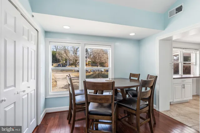 $3,600 | 4016 Hirst Drive, Annandale, VA 22003