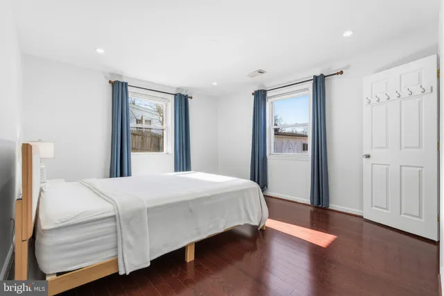 $3,600 | 4016 Hirst Drive, Annandale, VA 22003